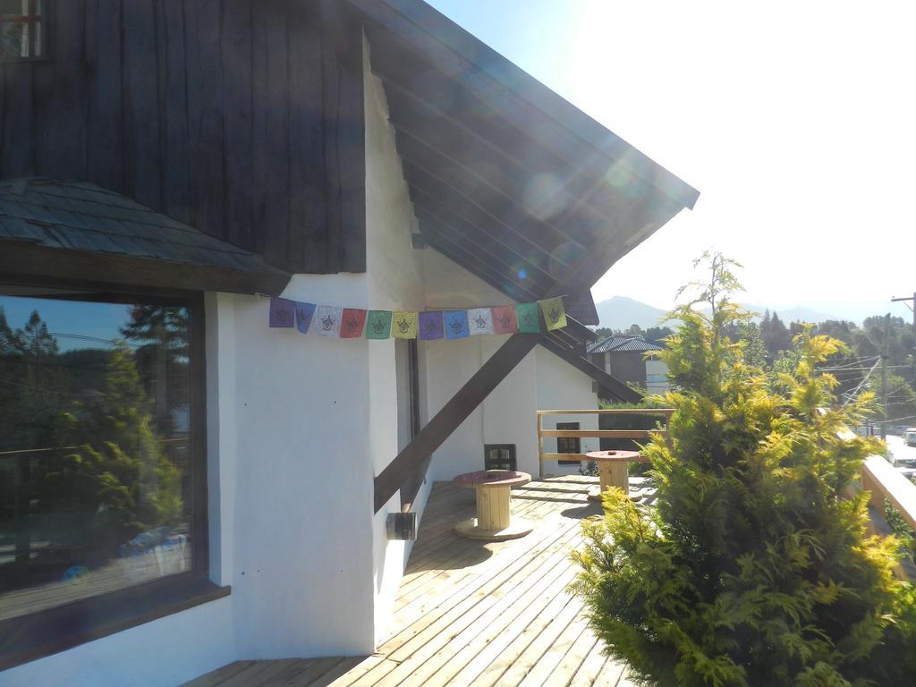 Bonita Lake House - Hostel & Bungalows Bariloche Buitenkant foto