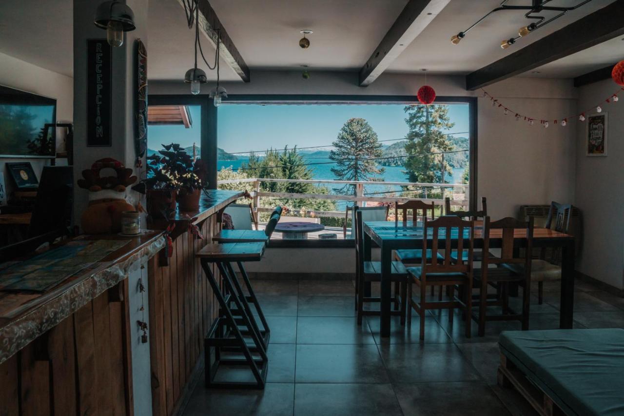 Bonita Lake House - Hostel & Bungalows Bariloche Buitenkant foto