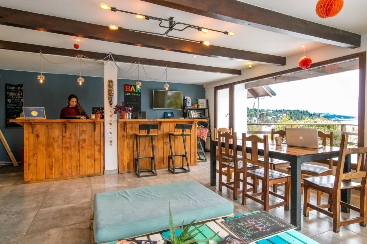 Bonita Lake House - Hostel & Bungalows Bariloche Buitenkant foto