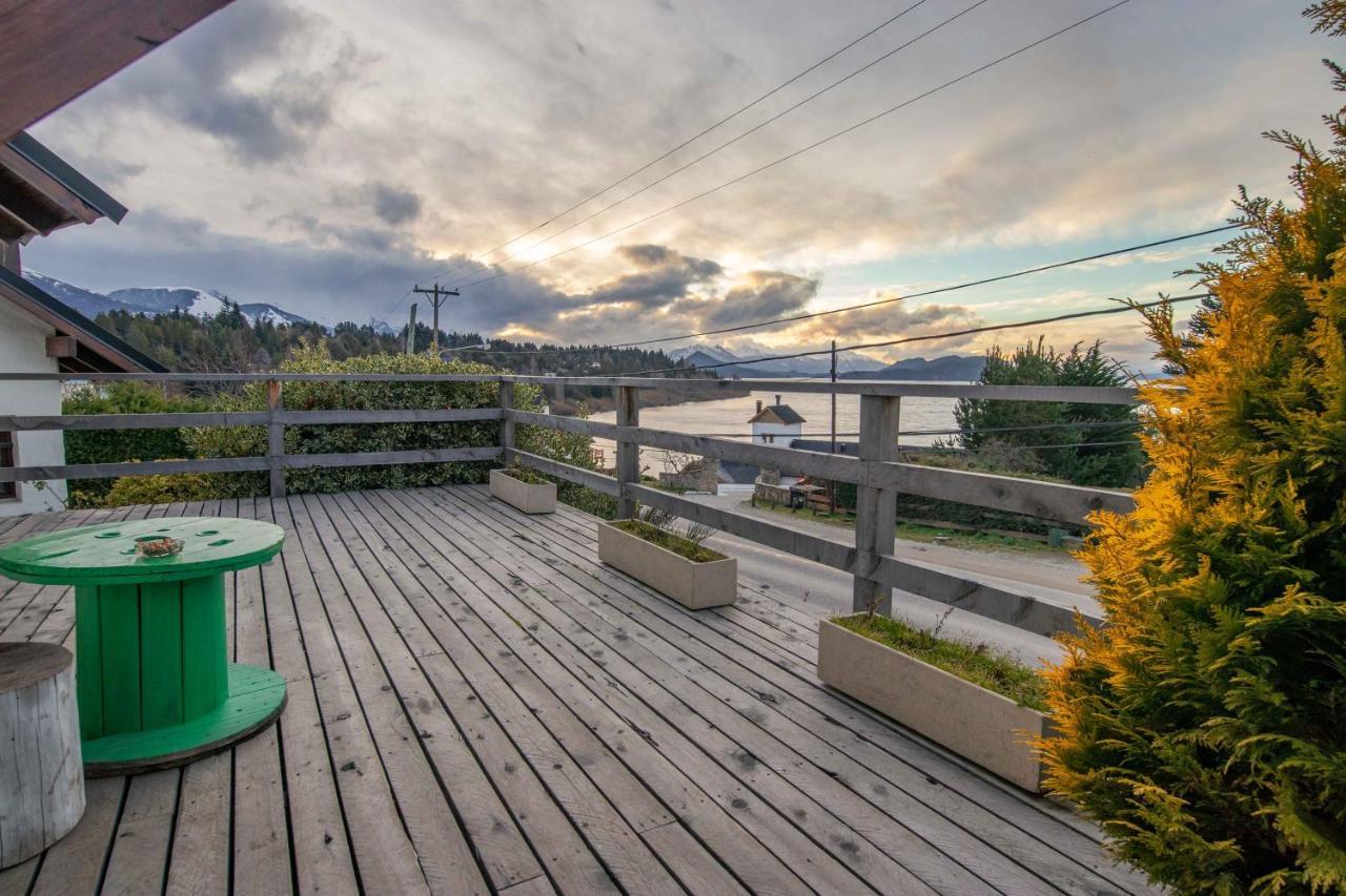 Bonita Lake House - Hostel & Bungalows Bariloche Buitenkant foto