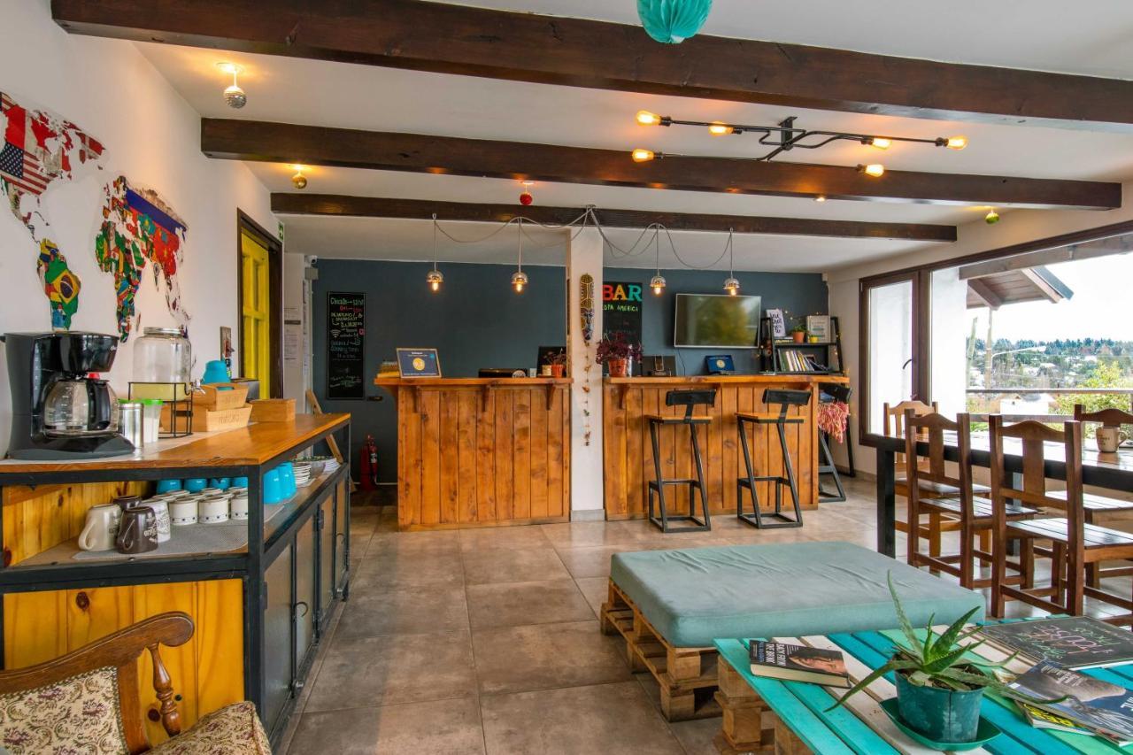 Bonita Lake House - Hostel & Bungalows Bariloche Buitenkant foto